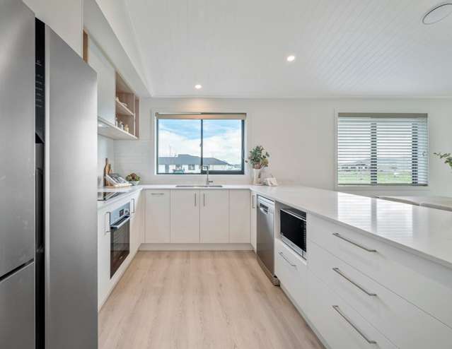 44B Kopakopa Crescent Wharewaka_2