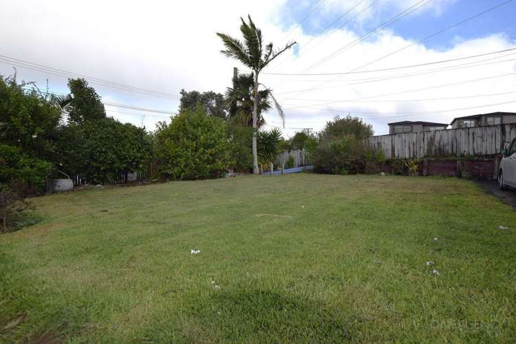 52 Tiroroa Avenue Te Atatu South_13