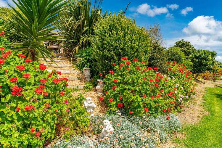 52 Vista Lane Kaiwaka_24