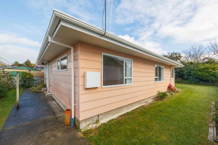 8 South Street Feilding_18