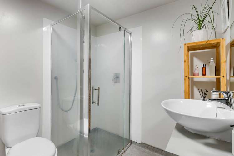 7c/18 Scotia Place City Centre_7