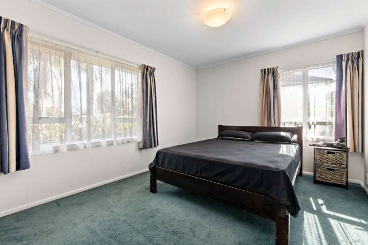 13 Gladfield Lane Te Atatu Peninsula_9