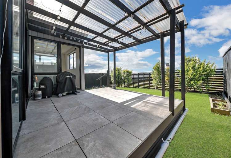 18 Canna Street Totara Park_14