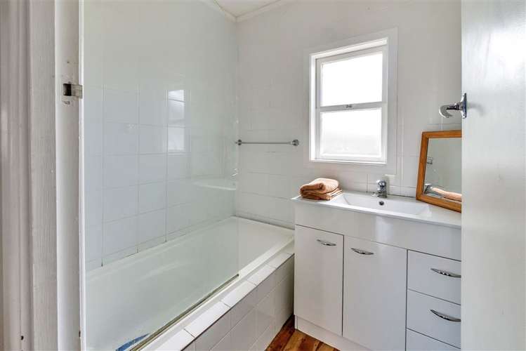 1/46 Rollerson Street Papakura_10