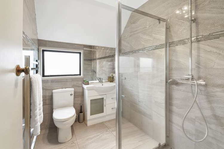 26 Muirfield Street Wattle Downs_9