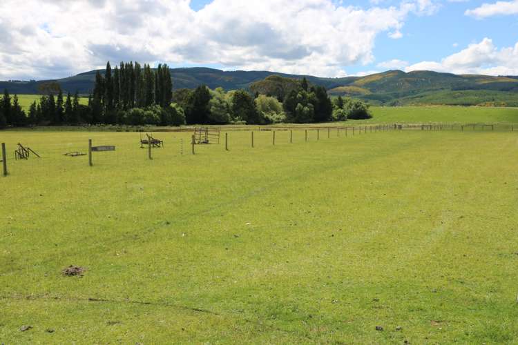 7 Abram Road Gore Surrounds_10