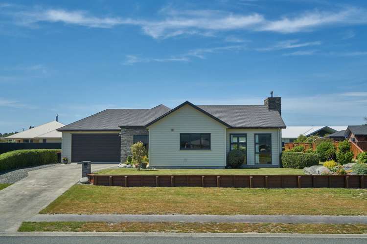 64 Breaksea Street Te Anau_46