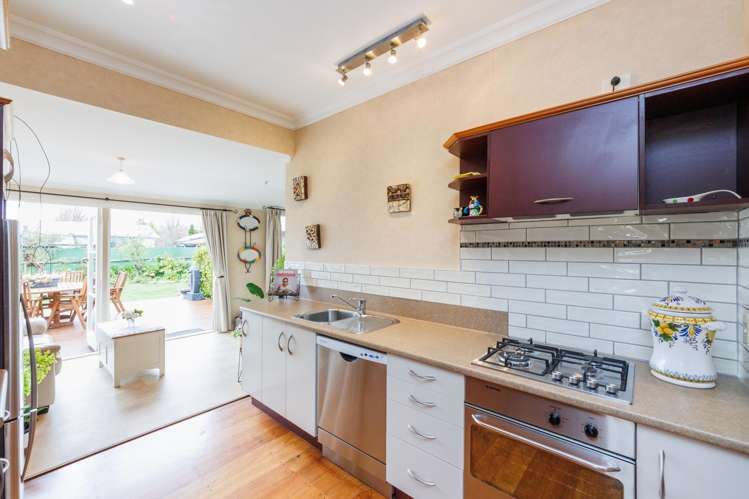 31 Hereford Street West End_8