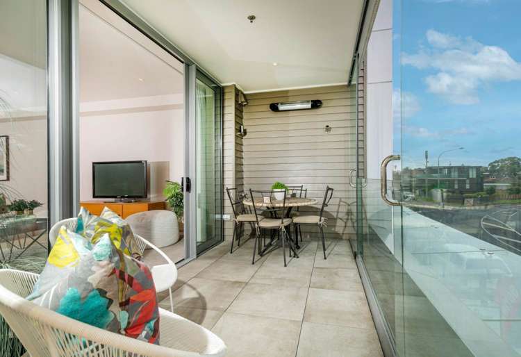102/585 Beach Road Rothesay Bay_6