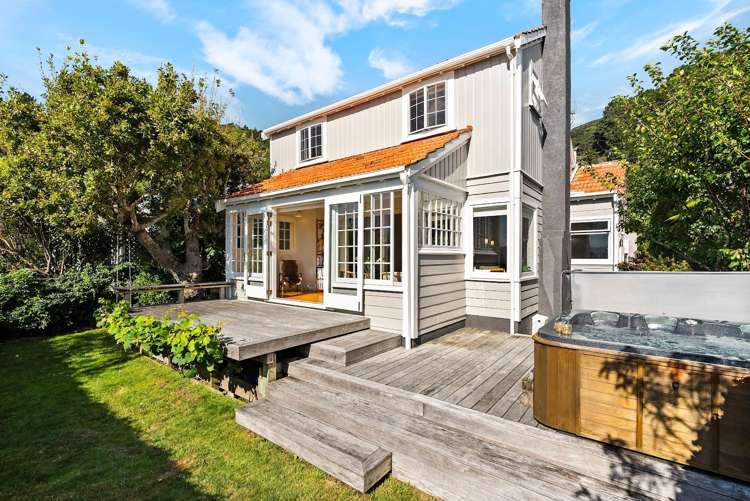 4 Manuka Terrace Eastbourne_2