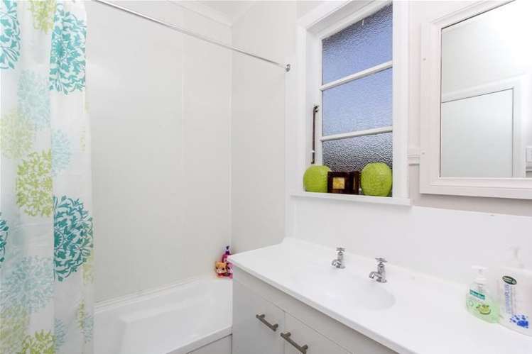 252 Coronation Avenue Welbourn_12