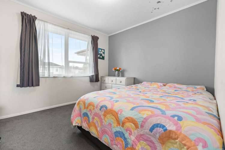 1/12 Riverpark Crescent Henderson_10