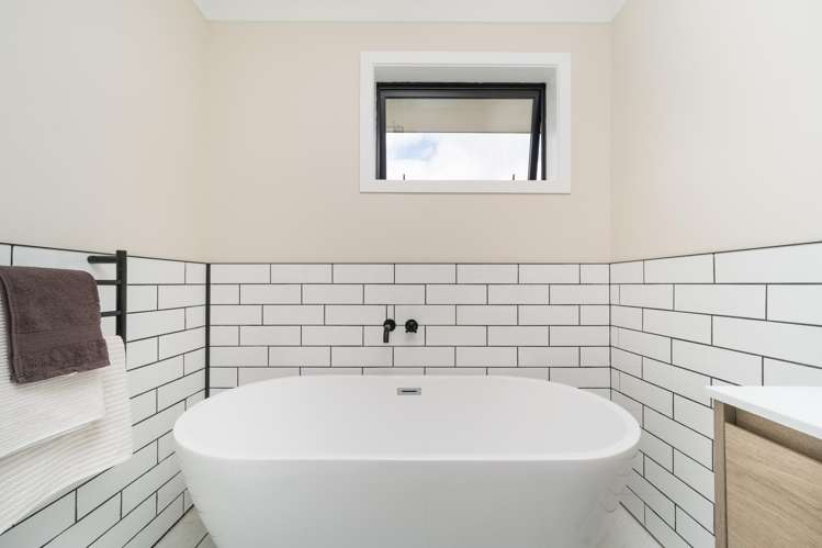 18 Browning Place Roslyn_13