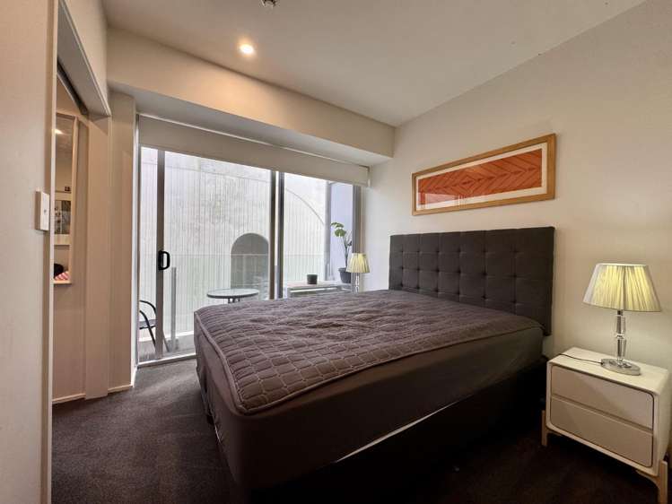 1202/6 Lorne Street 10015_9