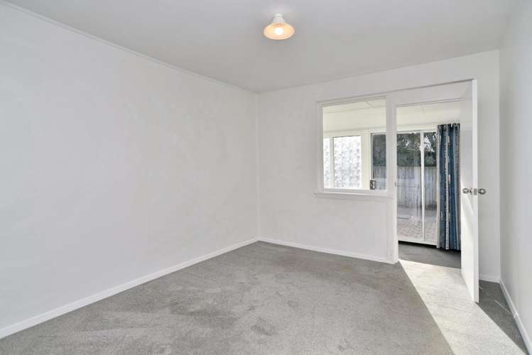 2/132 Aldwins Road Linwood_14