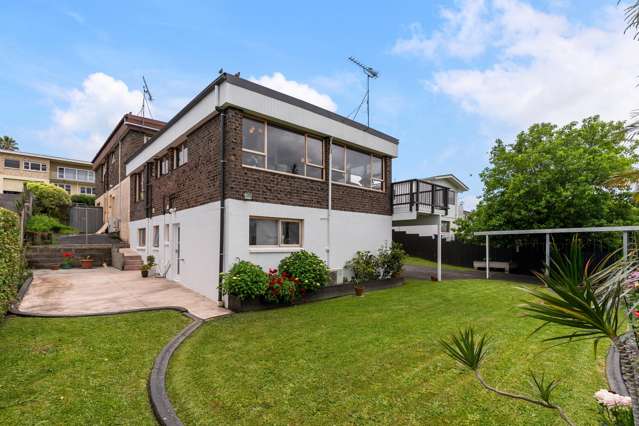 2/22 Martin Crescent Northcote_4