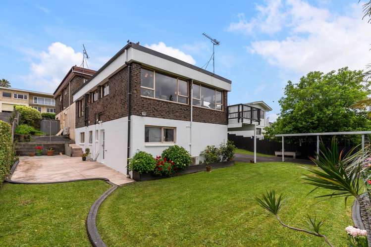 2/22 Martin Crescent Northcote Central_4