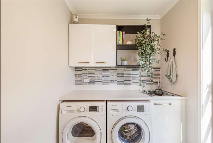 24 Arriere Lane Silverdale_13