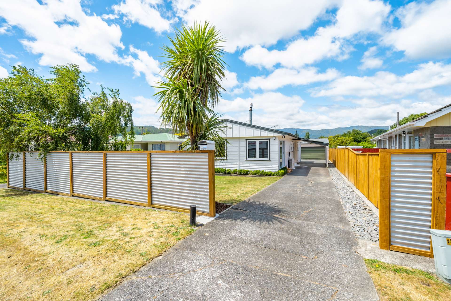 8 Parkway Wainuiomata_0