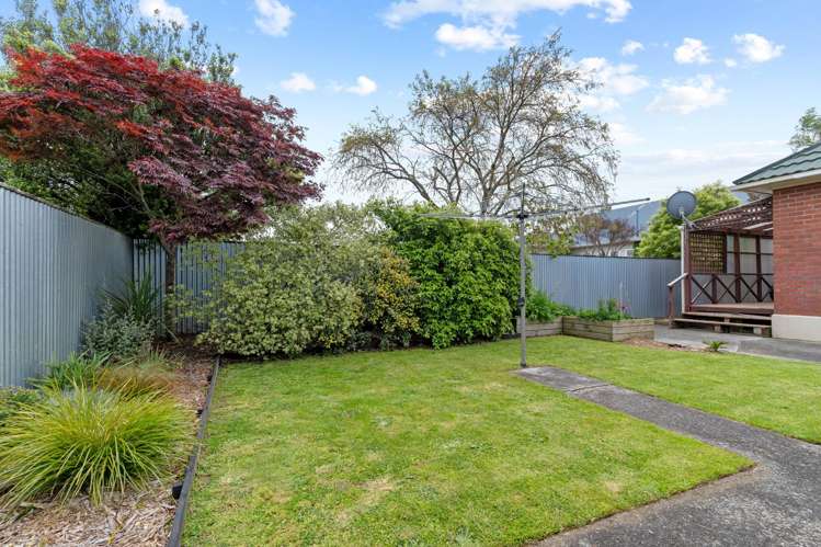 24 Masters Crescent Masterton_12