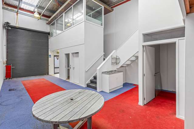 Unit B7/7-9 Tait Place Rosedale_3