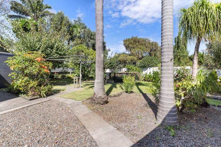 80 Torkar Road Clarks Beach_34