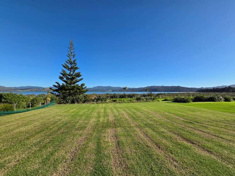 137 Kelly Jade Avenue Matarangi_9