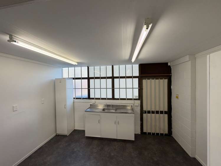 H5/50 Keeling Road Henderson_2