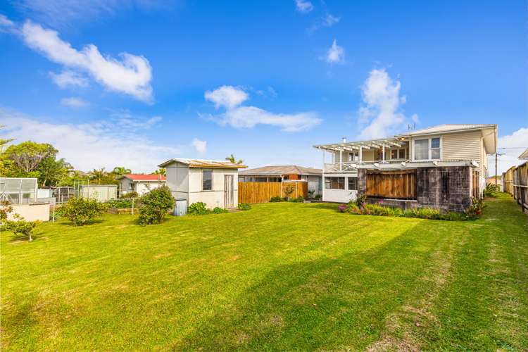 46 Woodford Avenue Henderson_5