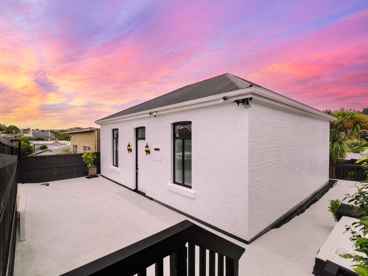 6 Magnetic Street Port Chalmers_23