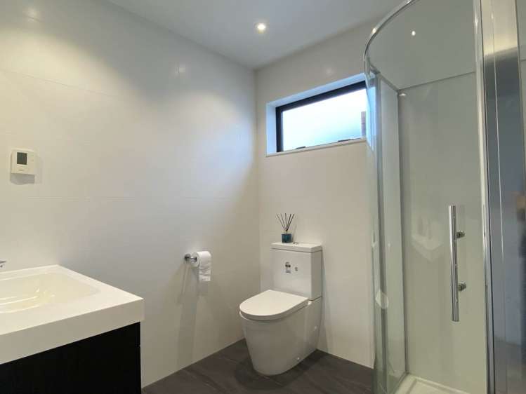 4 Mcarthur Close Silverdale_12