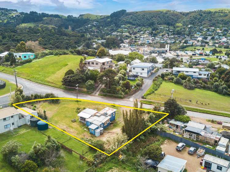 2 Whakarite Road Ostend_5