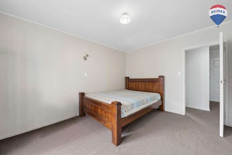 39 Thurleigh Grove Karori_17