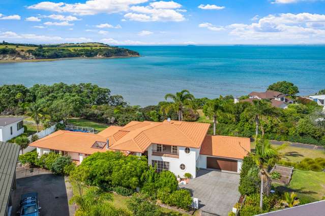 Spectacular Coastal Elegance