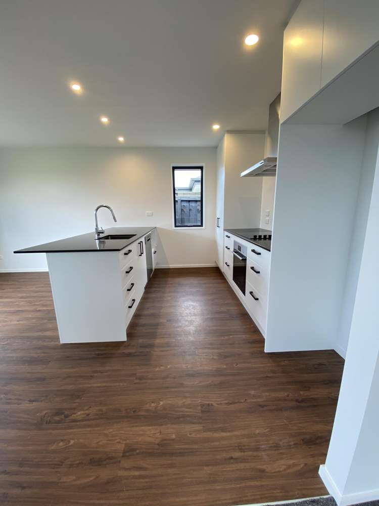 16 Chambers Avenue Woodend_2