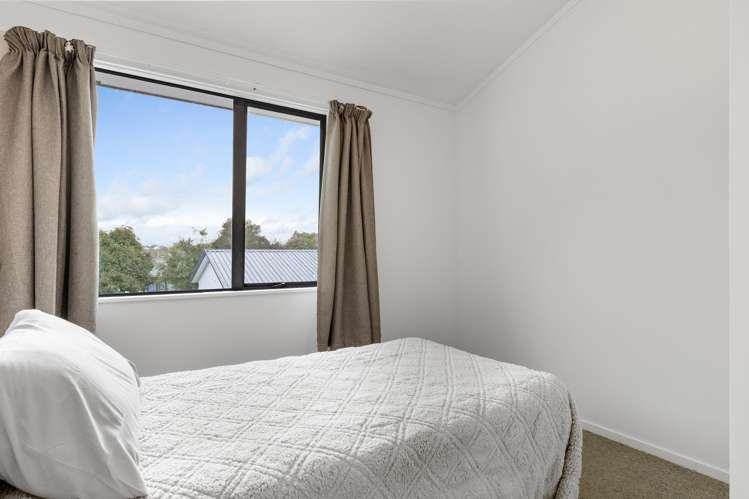 1/29 Kiddle Drive Hilltop_10