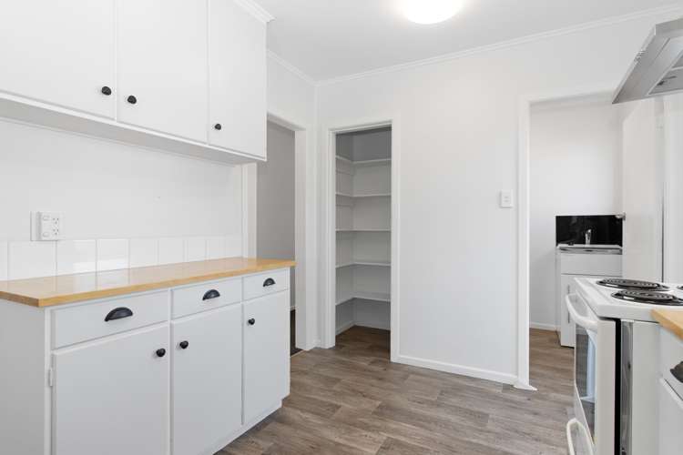 6 Oakfield Crescent Pukete_2