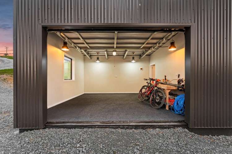 325 Hepburn Creek Road Warkworth_14