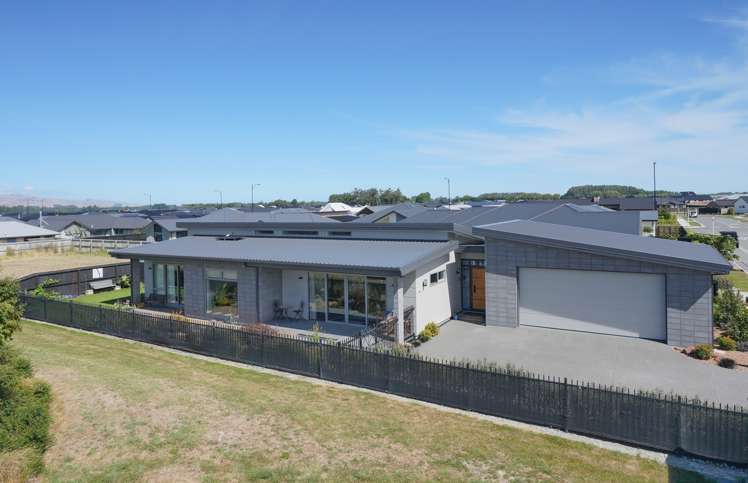 39 Blunden Road Lincoln_14