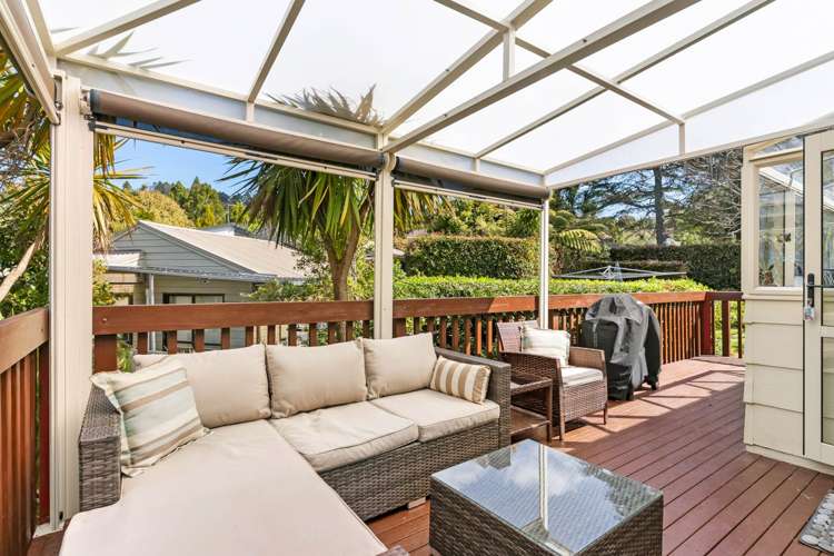 14 Longfellow Parade Glen Eden_37