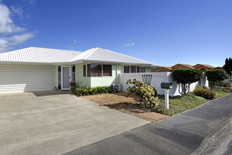 77 Kingsford Drive Stoke_17