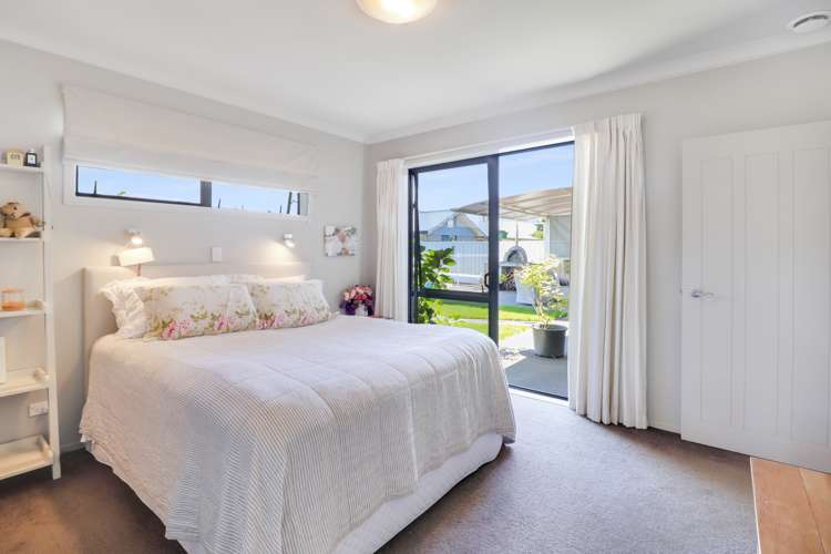 20 Pohutukawa Grove Lytton West_9