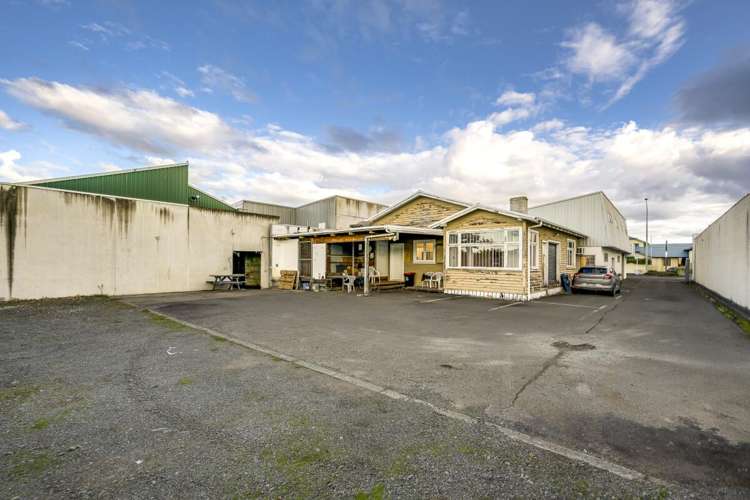 701b-703 Heretaunga Street West Hastings Central_17