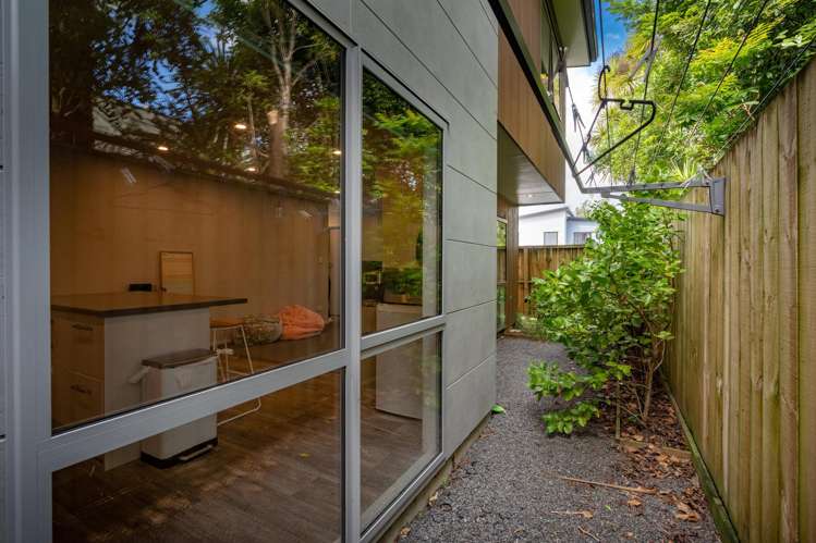 10A Gazeley Avenue Silverdale_10