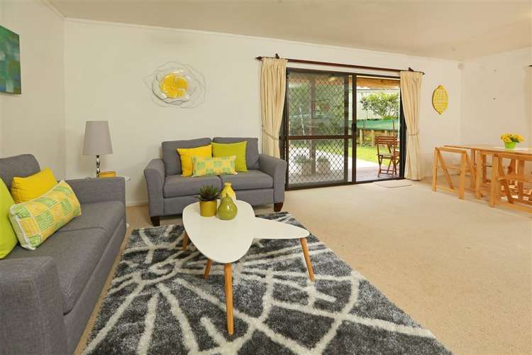 2/70 Mcleod Road Te Atatu South_5