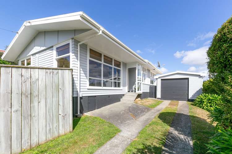 80 Beazley Avenue Paparangi_17