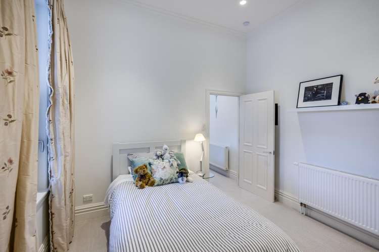 59 Busby Hill Havelock North_22