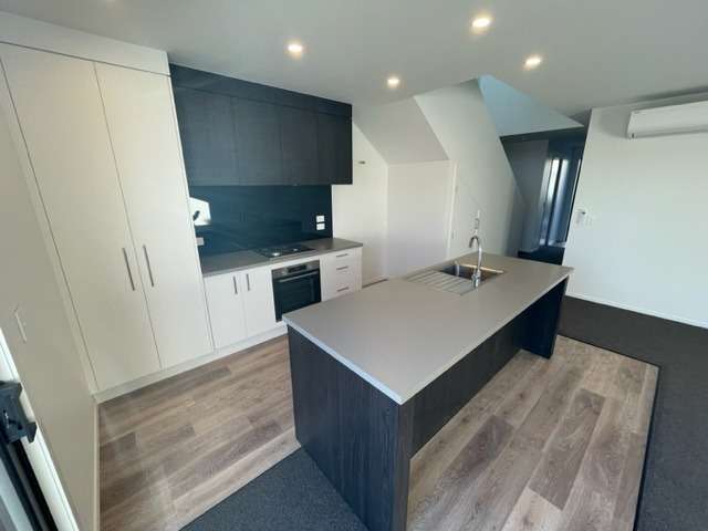 8/102 Swayne Rd Cambridge_2