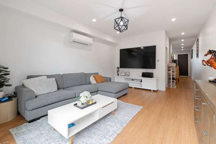 16 Routhmore Street Flat Bush_5