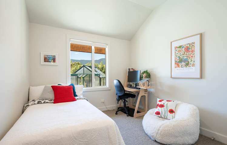 7 Highfield Grove Richmond_23